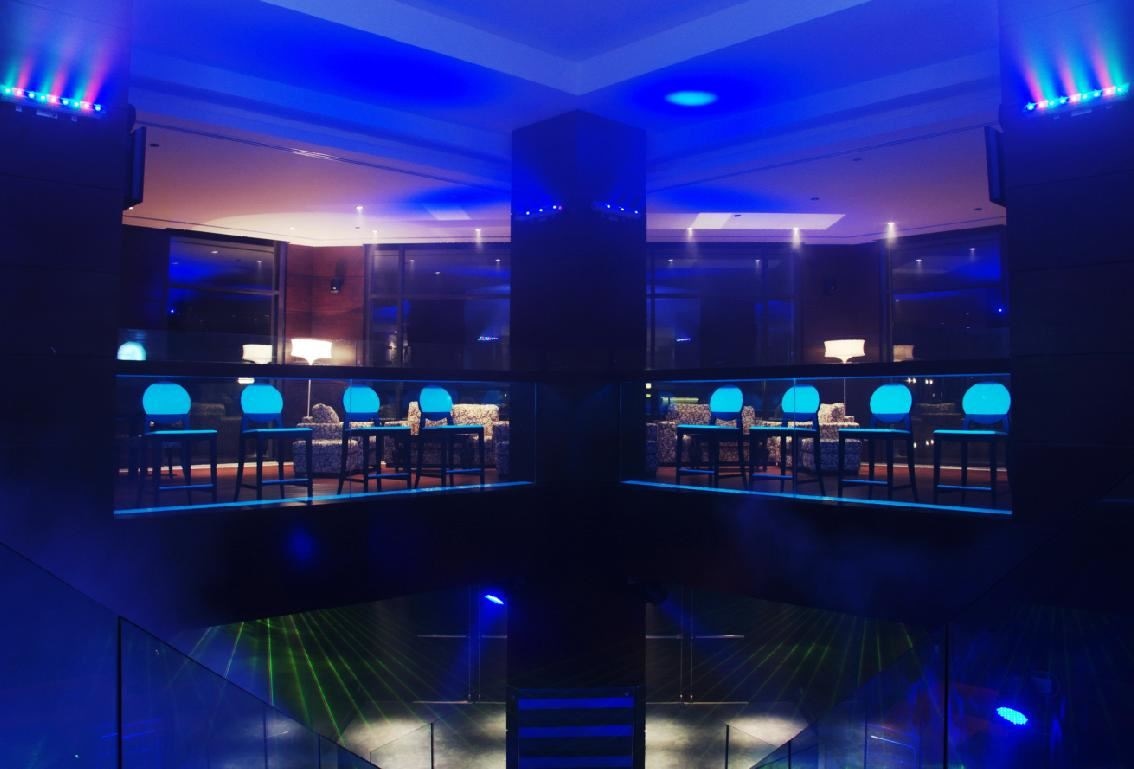 bars-waves-club-disco