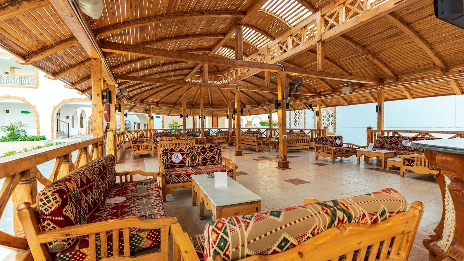 bars-yazol-shisha-tent