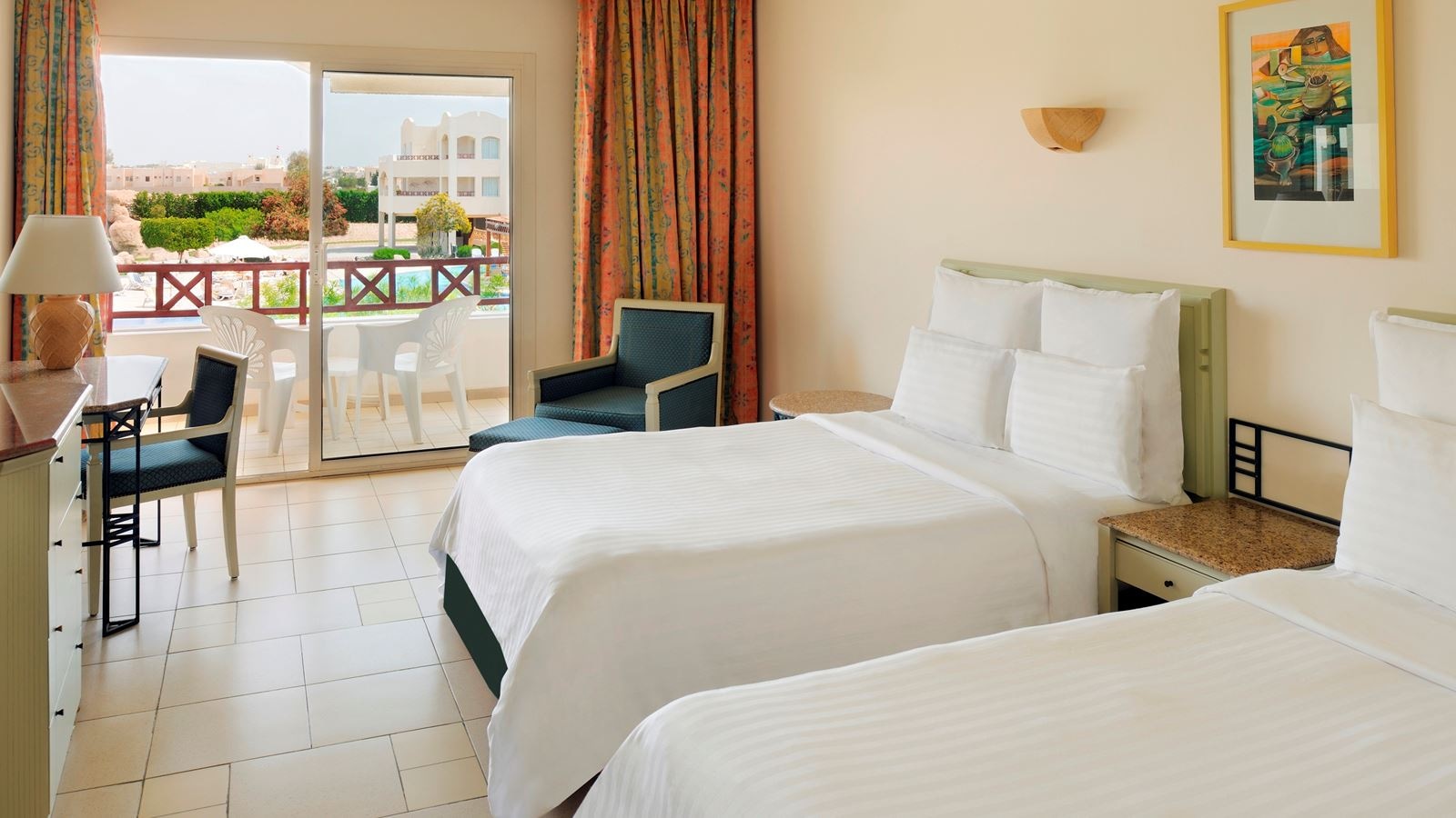 rooms-standard-room-with-2-queen-beds--pool-viewmountain-side