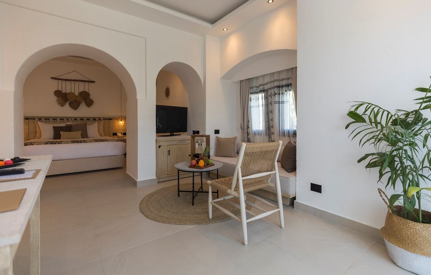 rooms-posh-club-junior-jacuzzi--suite