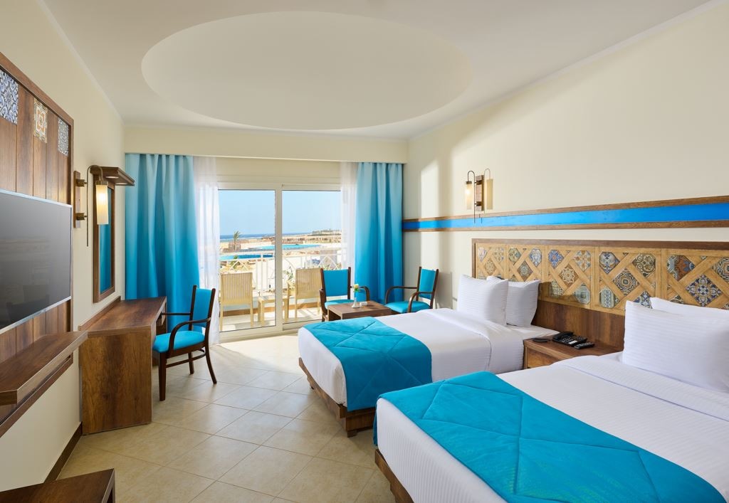 rooms-superior-sea-view-room