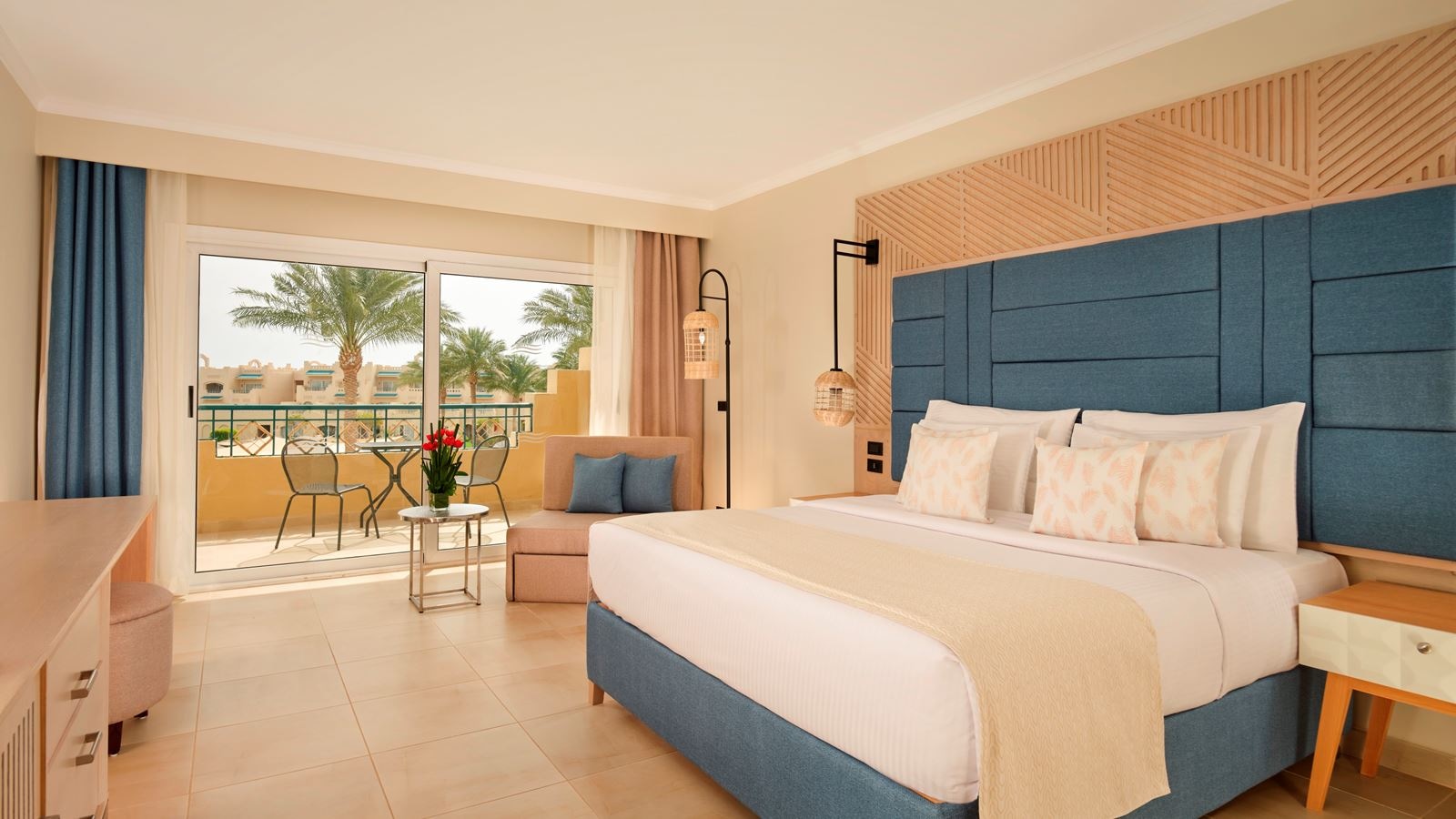 rooms-standard-garden--pool-view-room