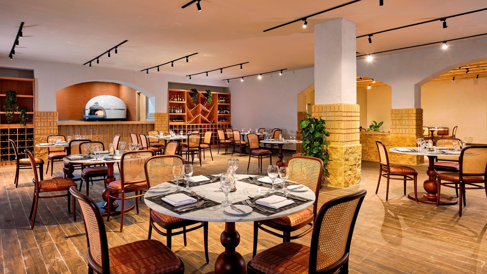 restaurants-italian-restaurant