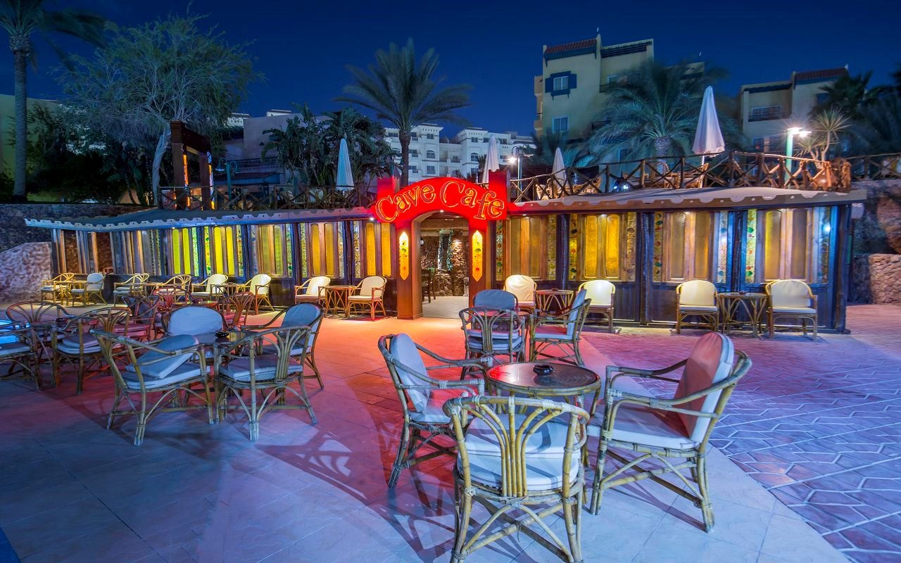 restaurants-restaurants