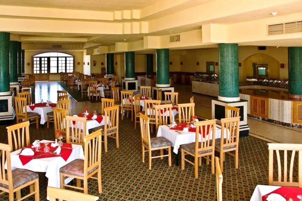 restaurants-restaurants