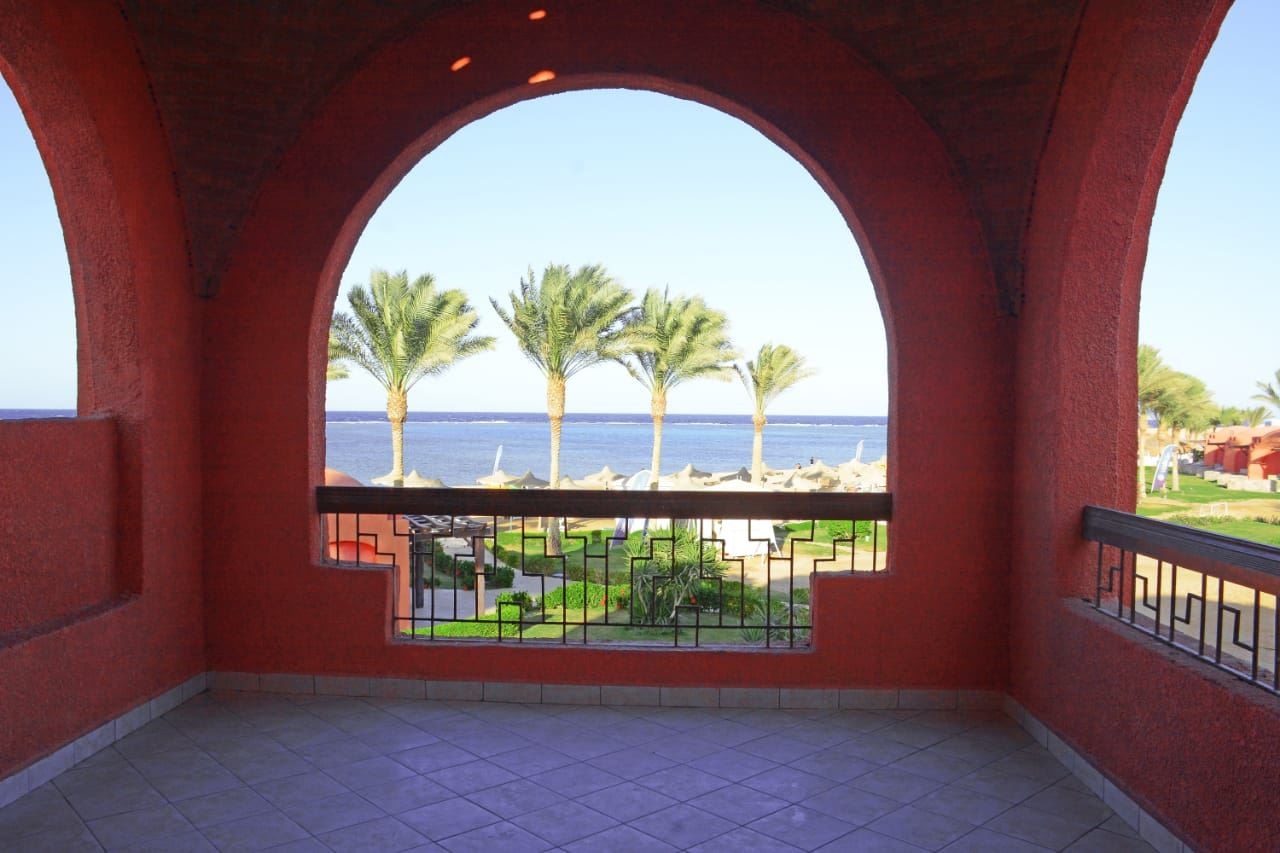 rooms-room-standard-seaview