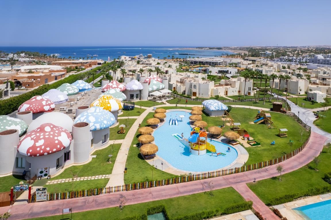 camere swim-up cu acces direct la piscină