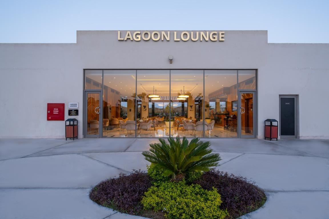 bars-lagoon-bar--lounge