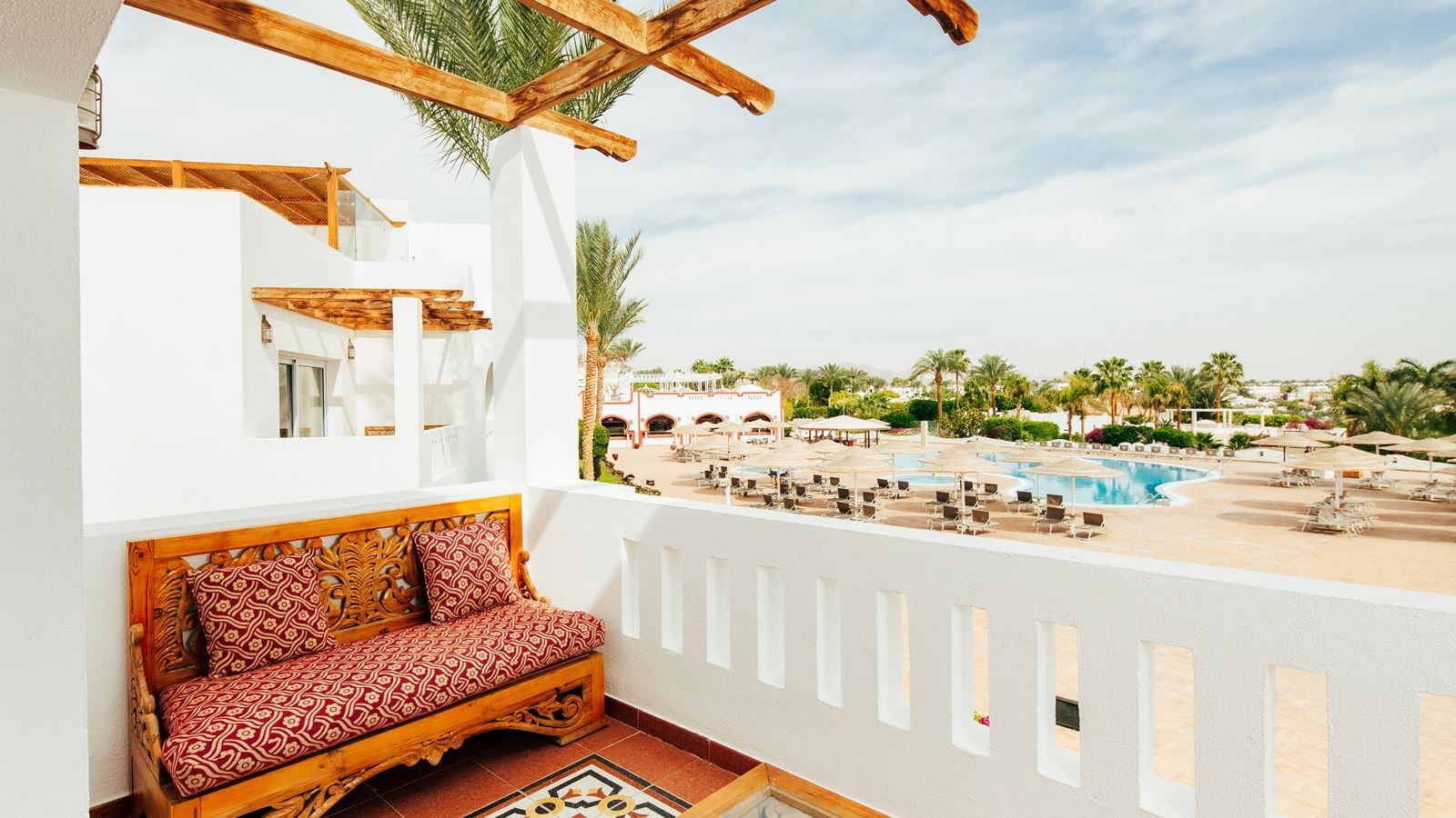 rooms-domina-harem-deluxe