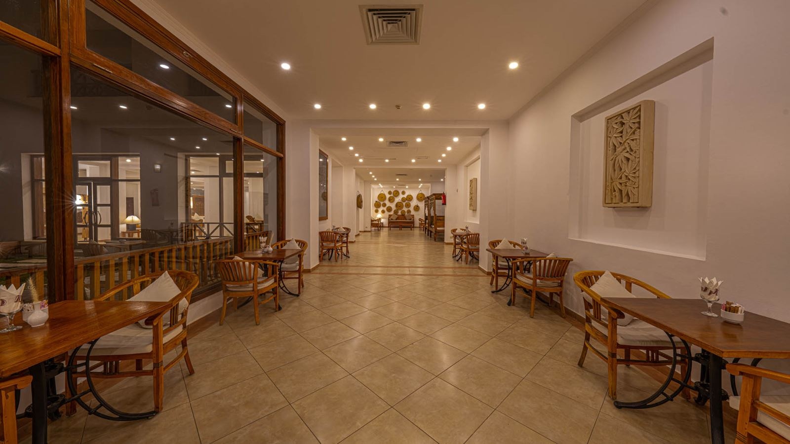 bars-elisir-lobby-bar