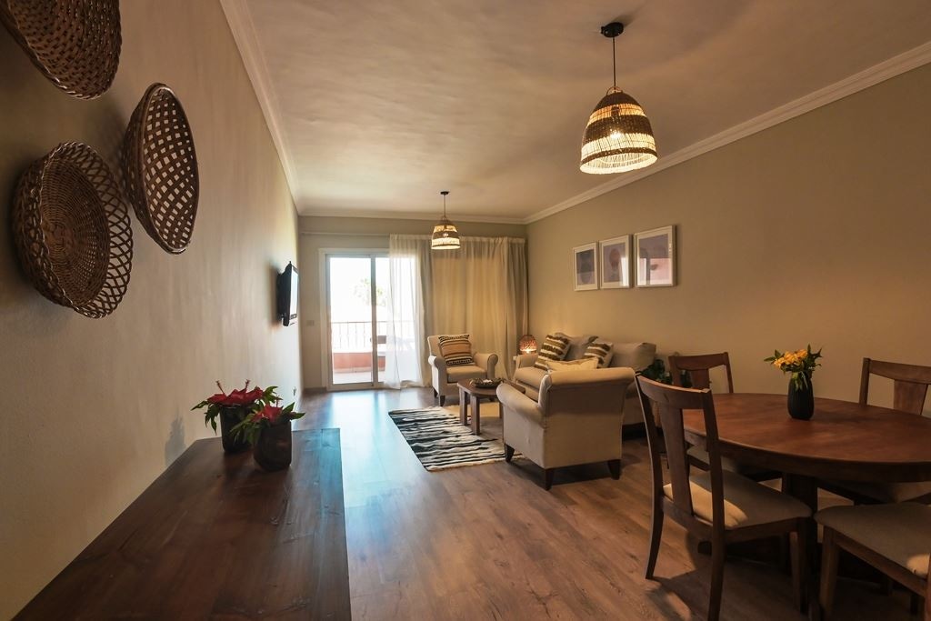 rooms-family-apartment