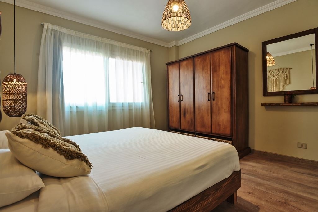 rooms-family-apartment