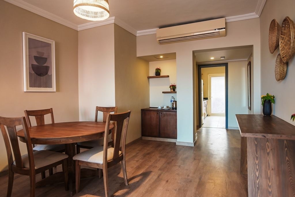 rooms-family-apartment