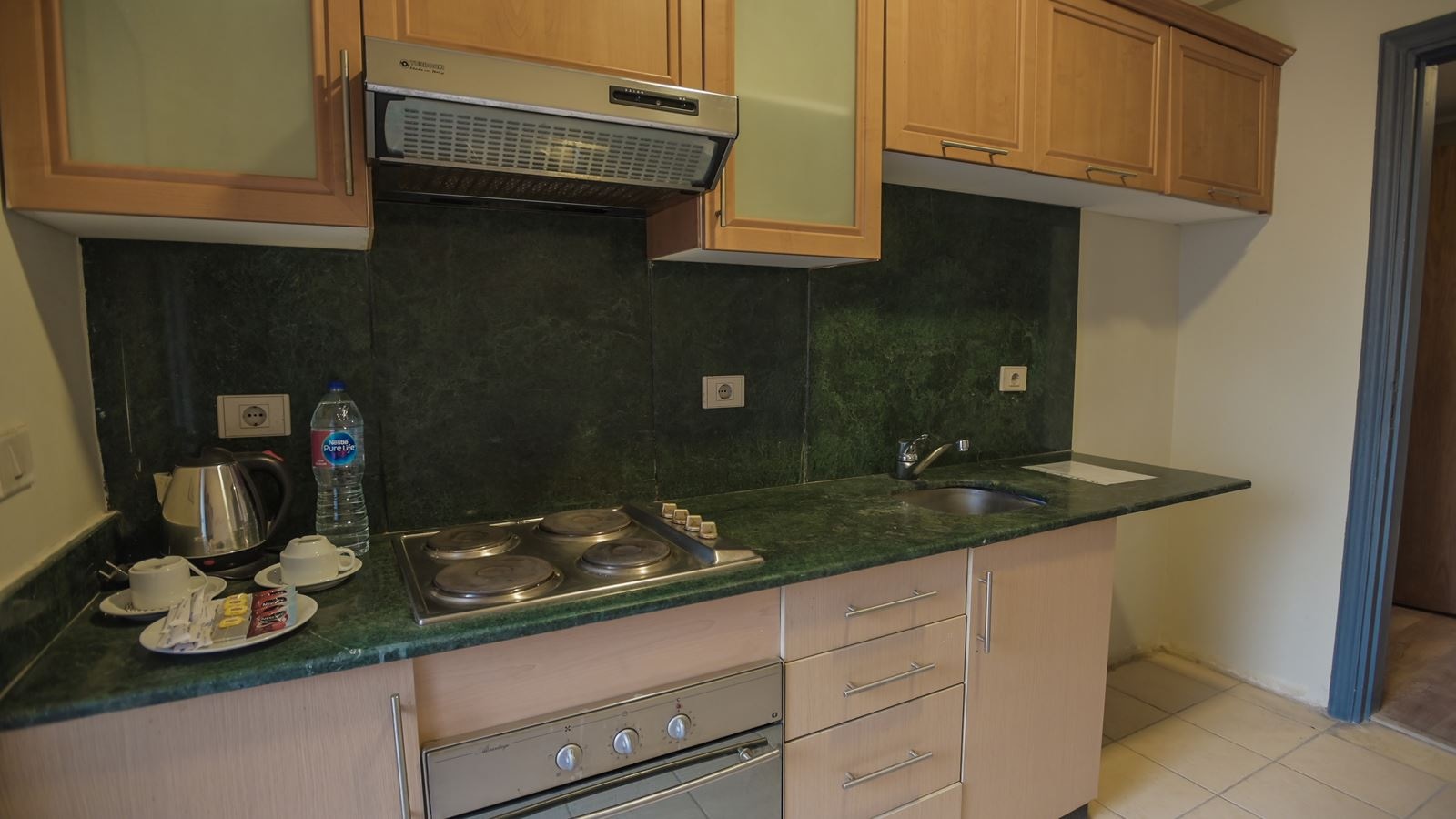 rooms-family-apartment