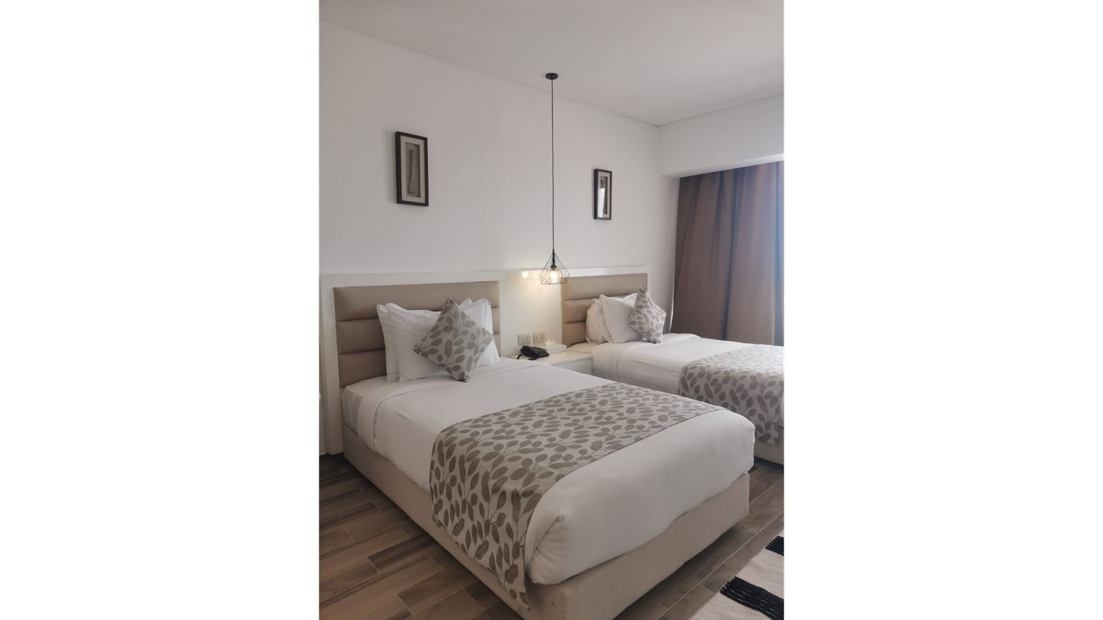 rooms-superior-room-sea-view-height-wing