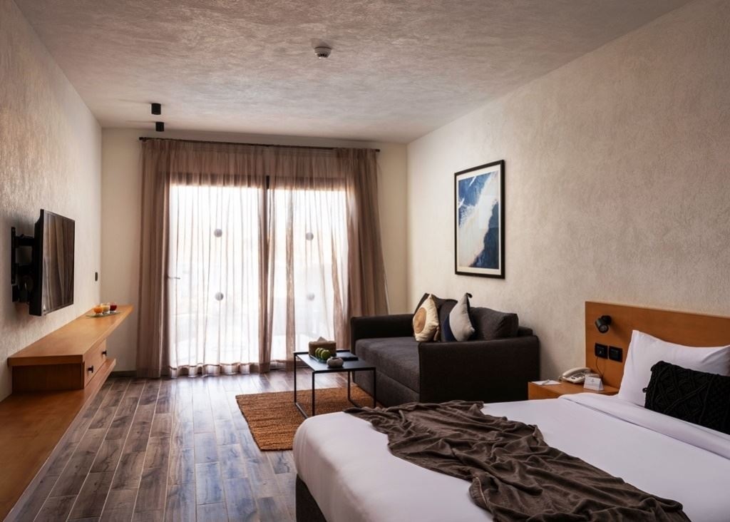 rooms-creek-premium-room-mountain-view