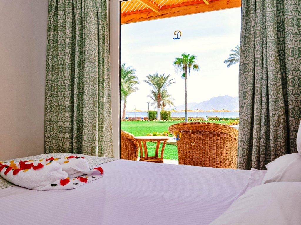 rooms-standard-room-sea-side