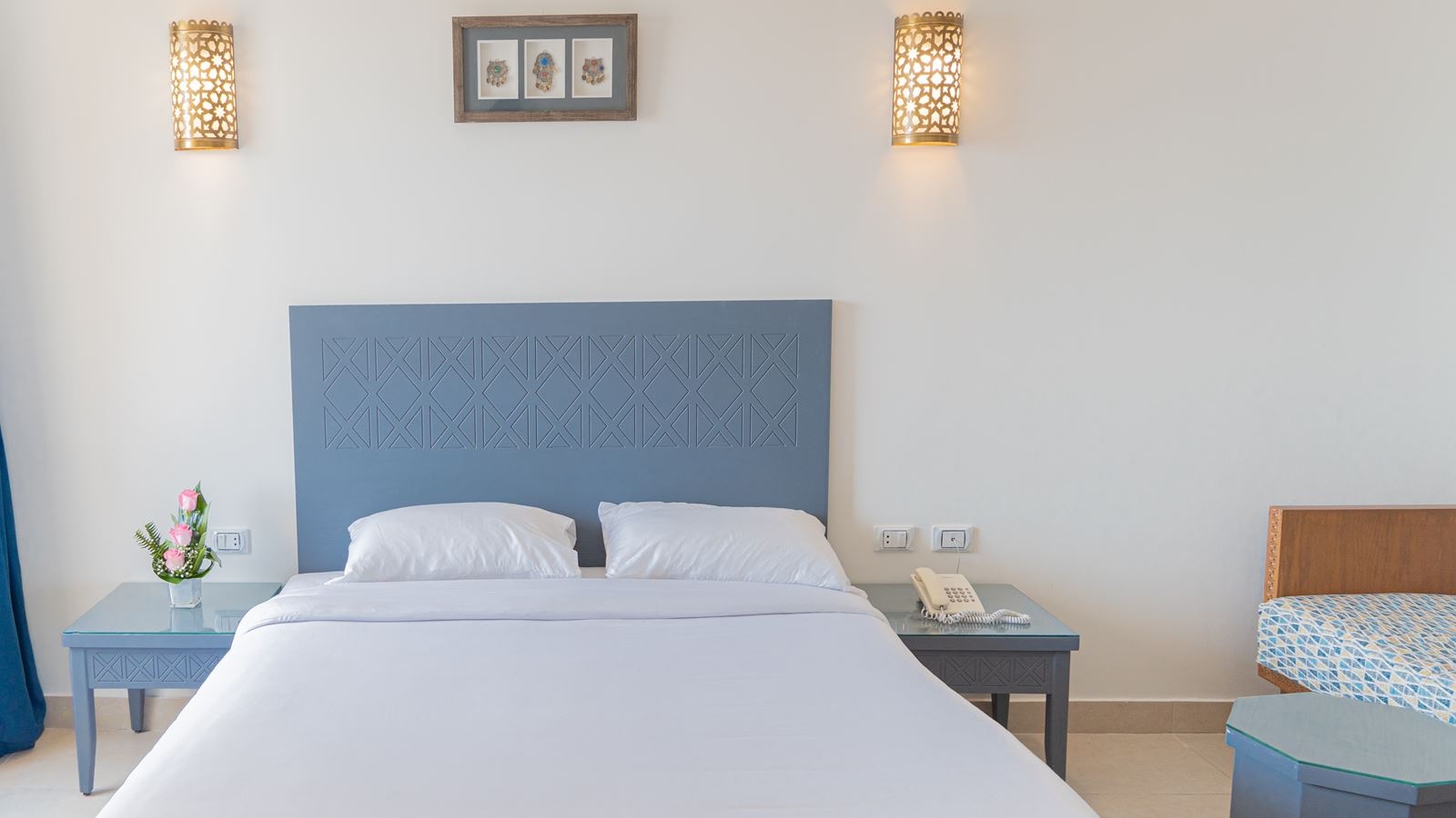 rooms-superior-room--pool-view