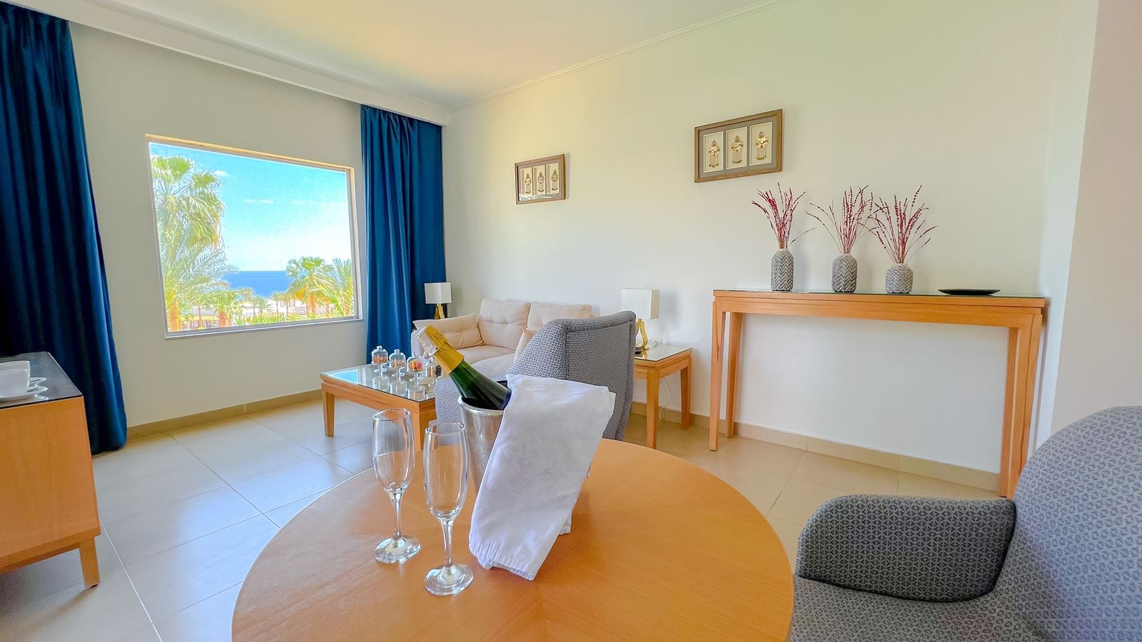 rooms-suite-sea-view