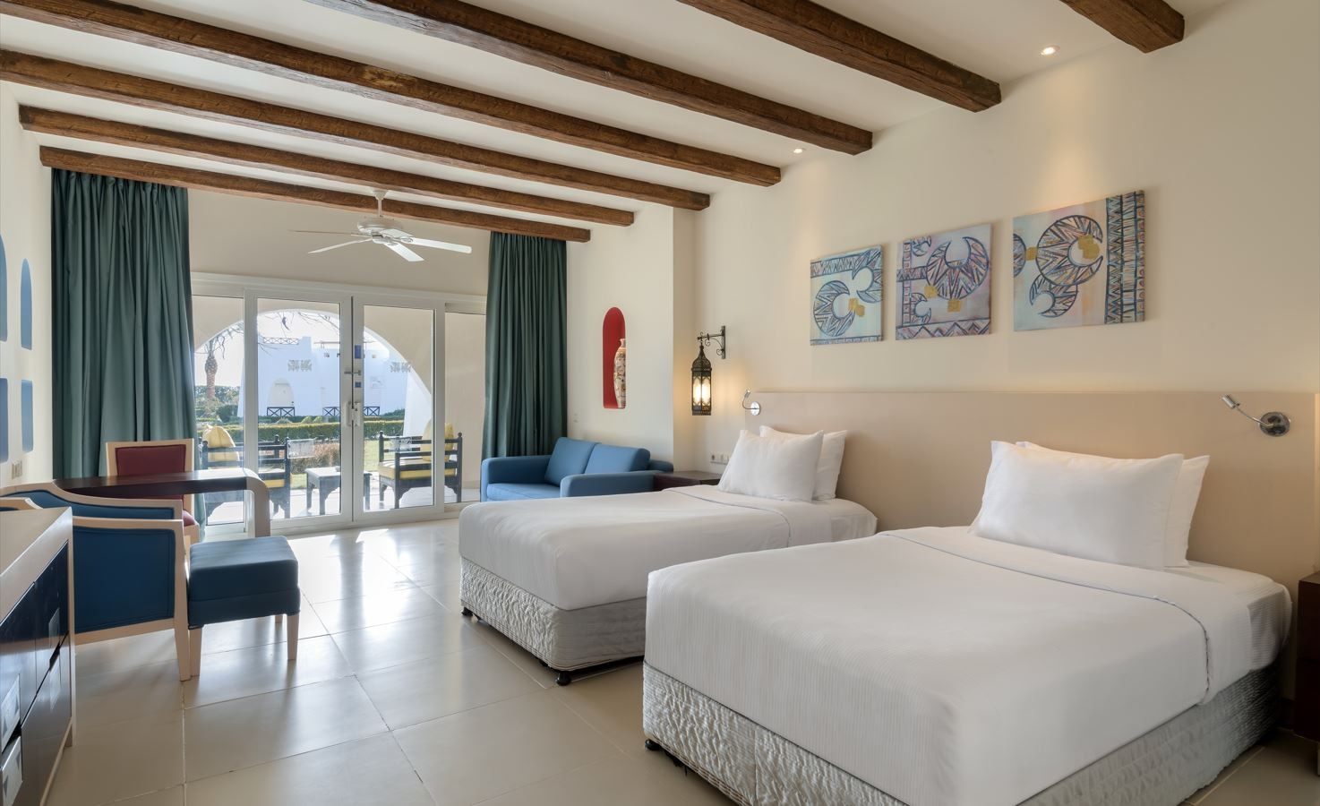 rooms-deluxe-room-garden-view