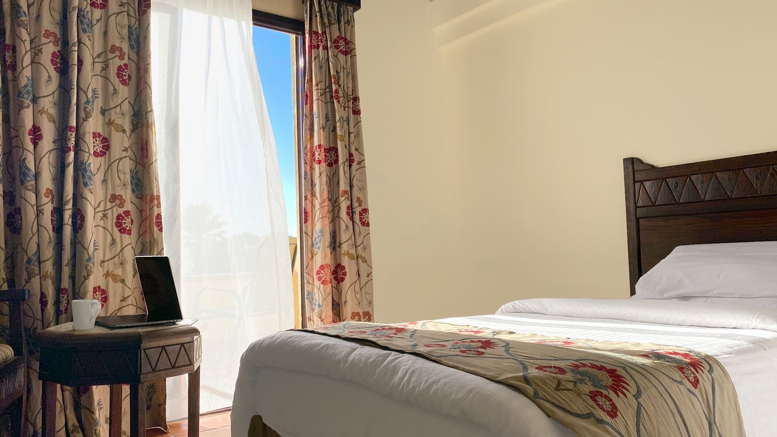 rooms-bungalow-sea-view