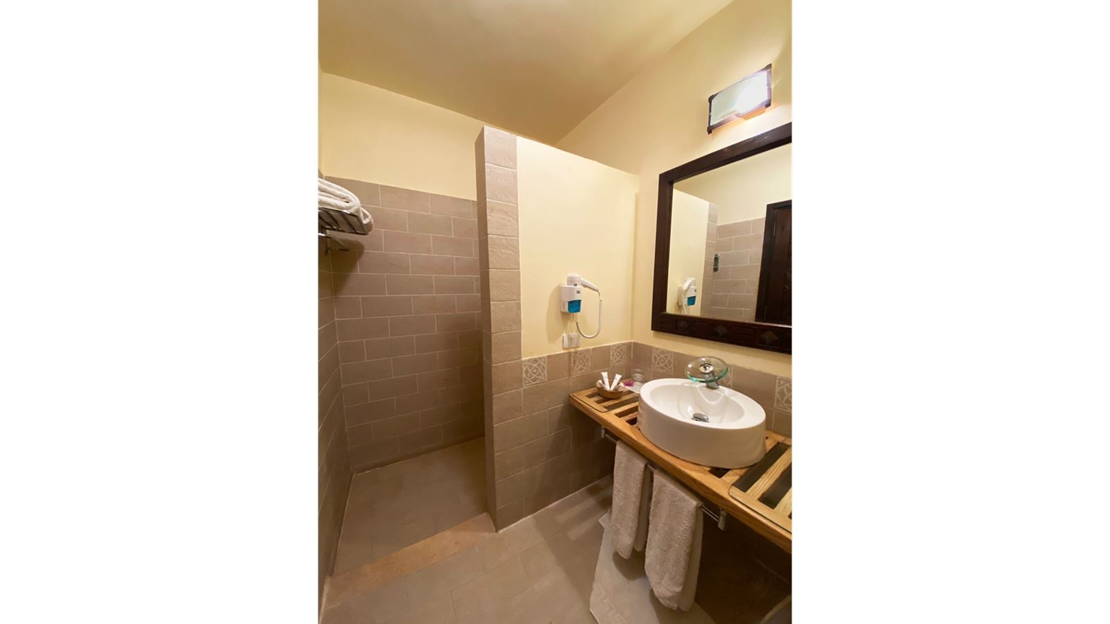 rooms-standard-room-sea-view