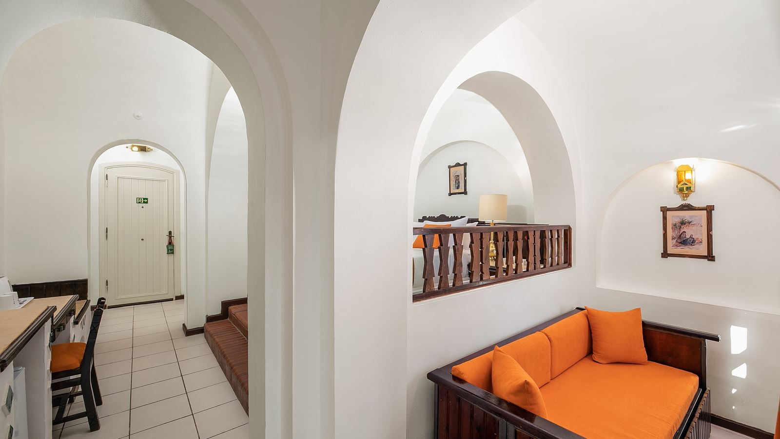 rooms-room-standard-seaview