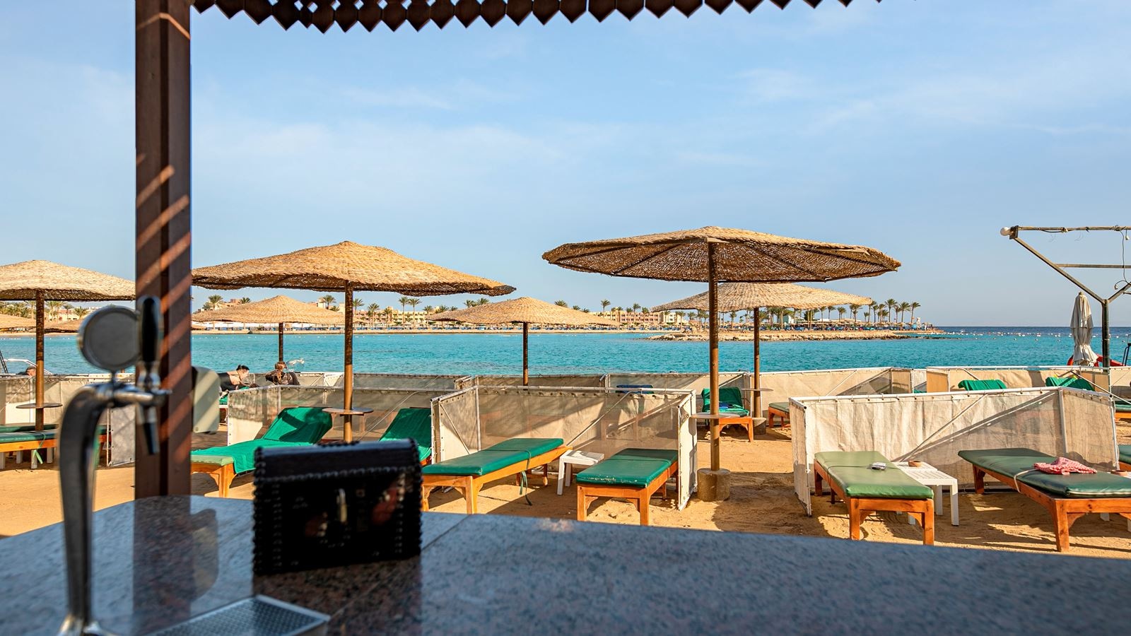 restaurants-palms-bar