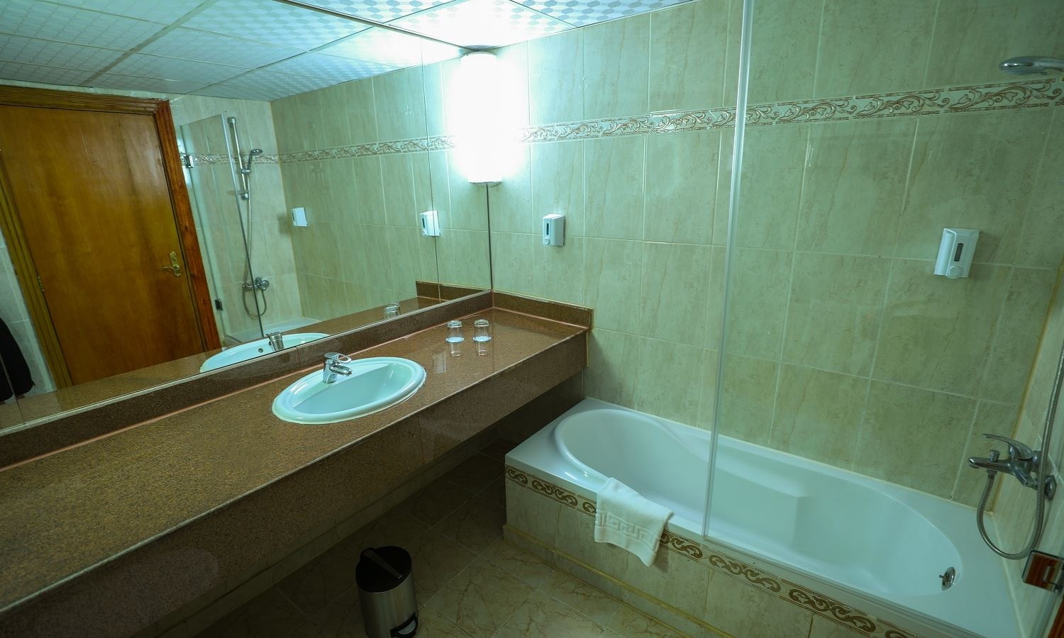 rooms-standard-rooms-balcony-or-terrace