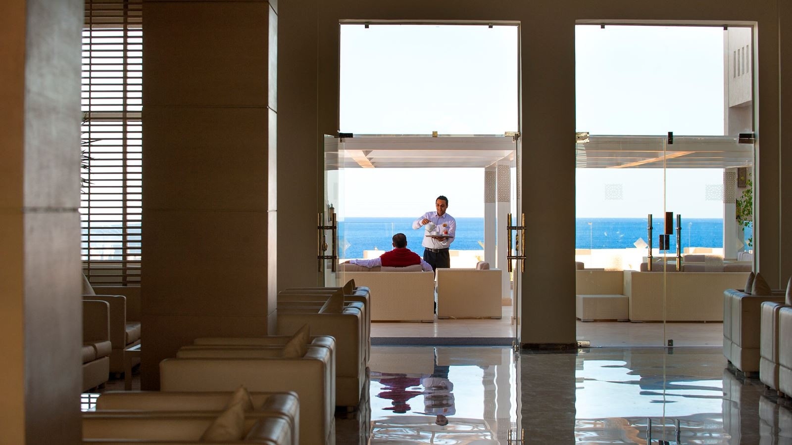 bars-ivory-lobby-bar