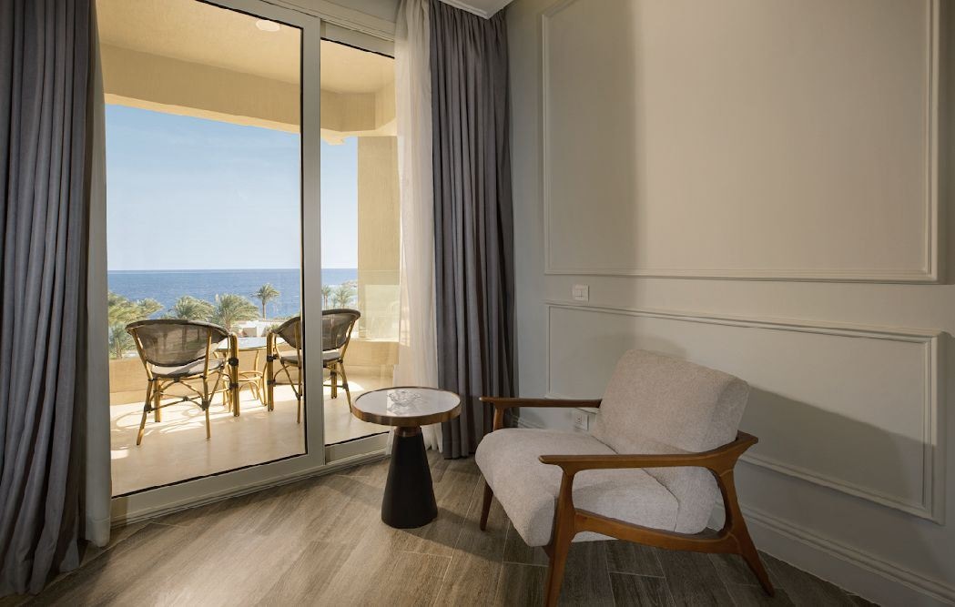 rooms-executive-suite-sea-view