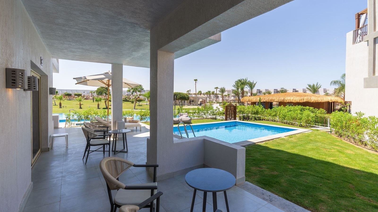 rooms-royal-suite-sea-view