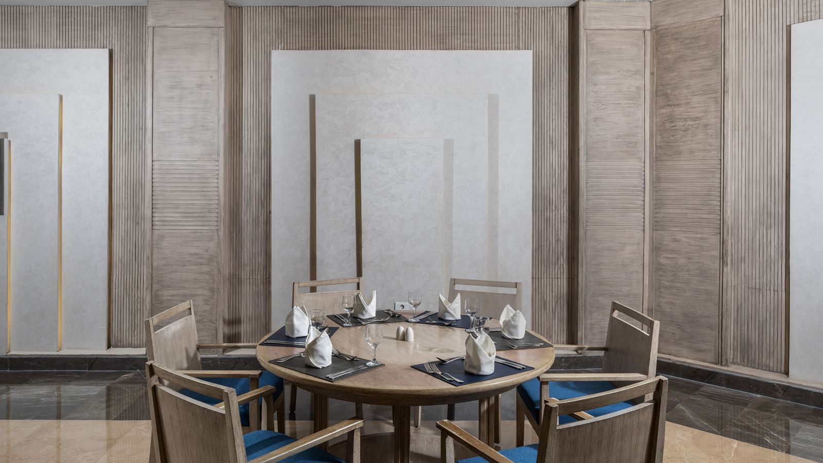 restaurants-the-restaurant