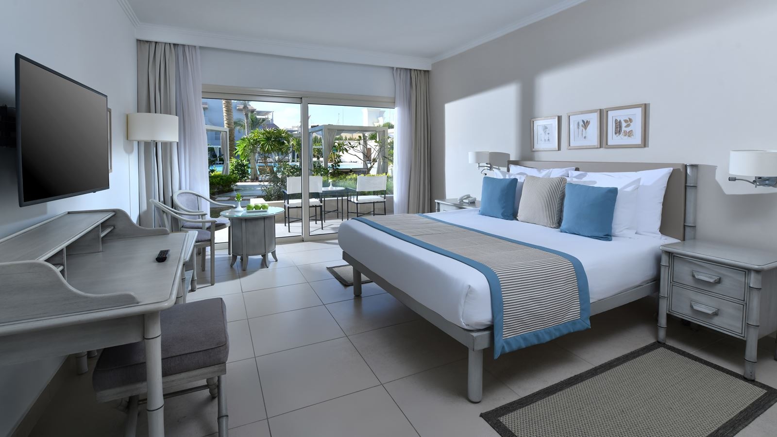 rooms-superior-pool-view
