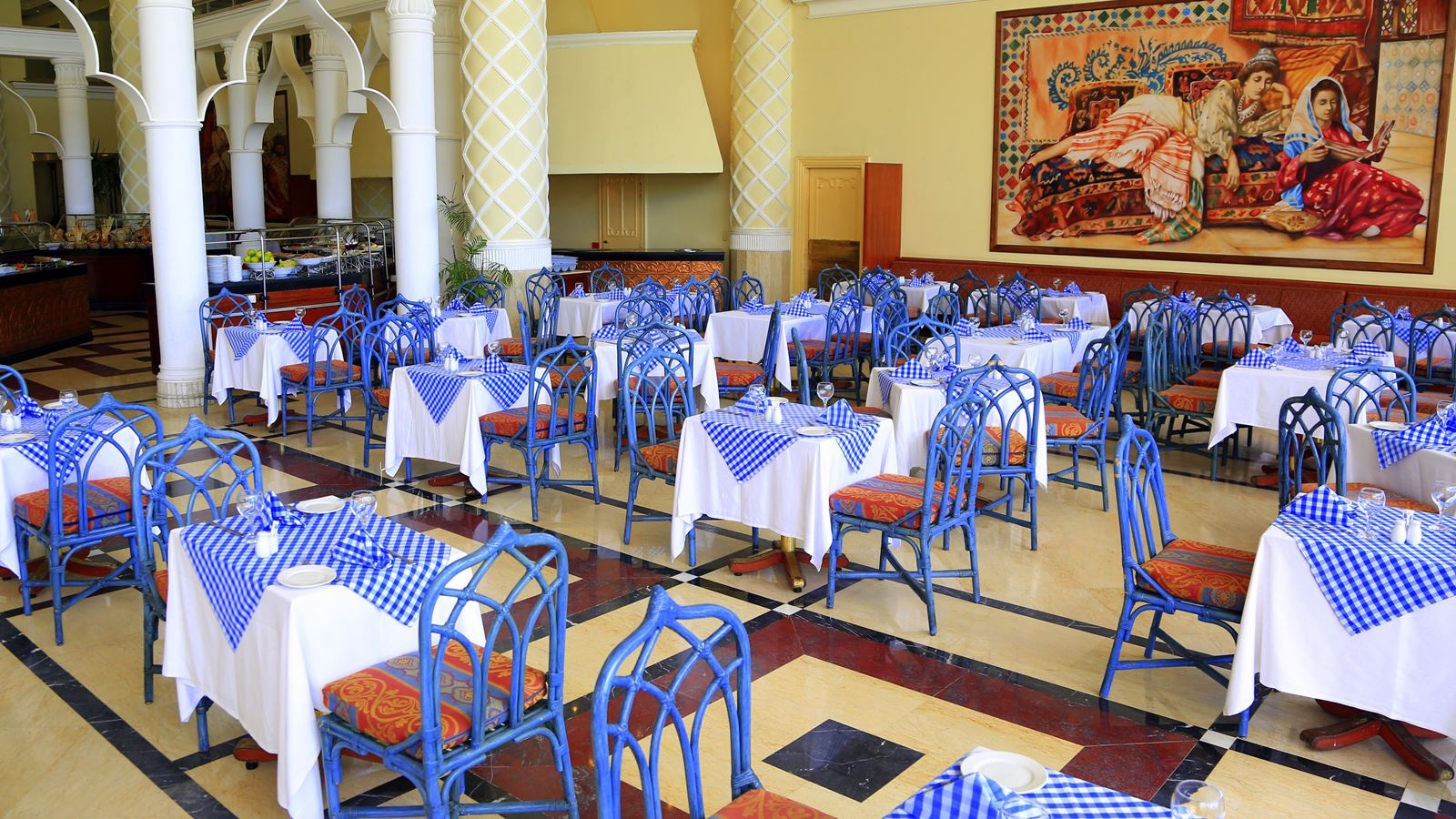 restaurants-royal-main-restaurant