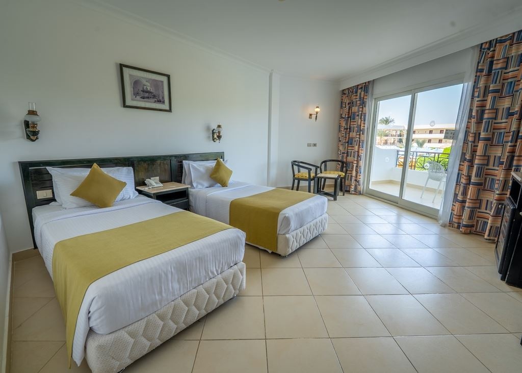 rooms-superior-room-gv--pv--side-sea-view--sea-view