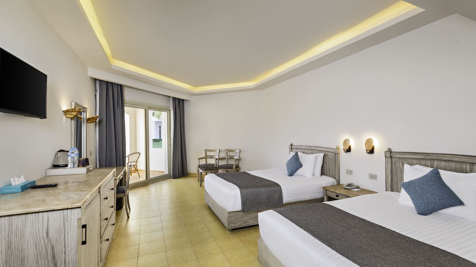 rooms-deluxe-room-sea-view