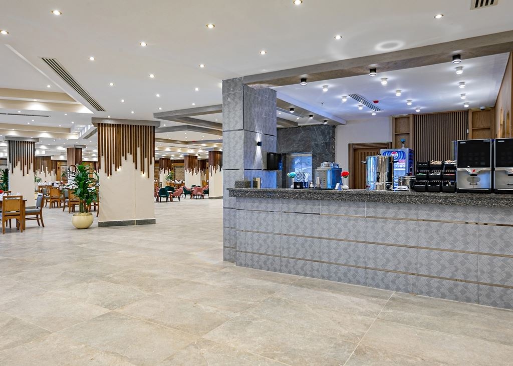 restaurants-the-majesty-restaurant-main-restaurant