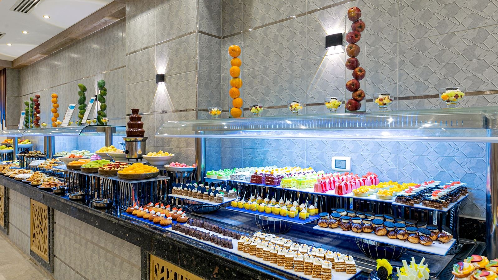 restaurants-the-majesty-restaurant-main-restaurant