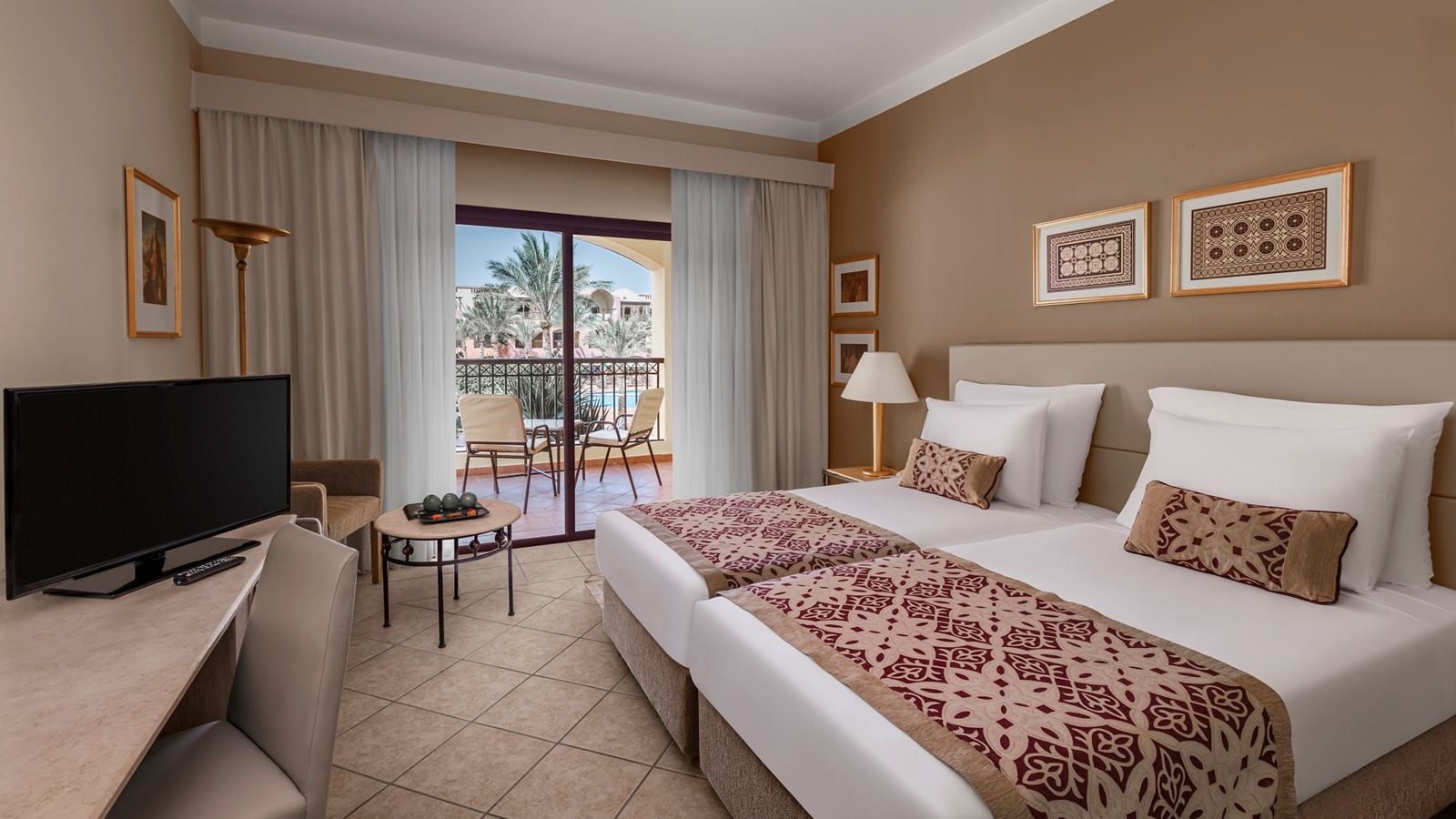 rooms-superior-deluxe-room