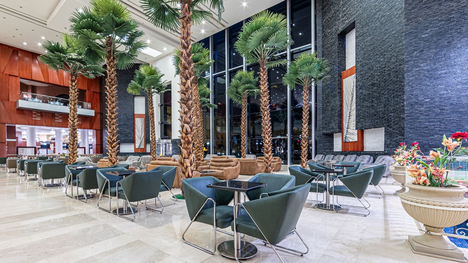 bars-infinity-lobby-bar