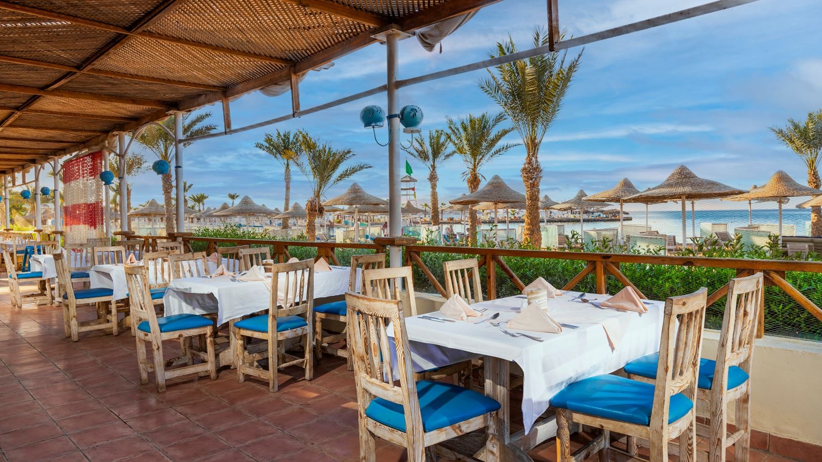 restaurants-beach