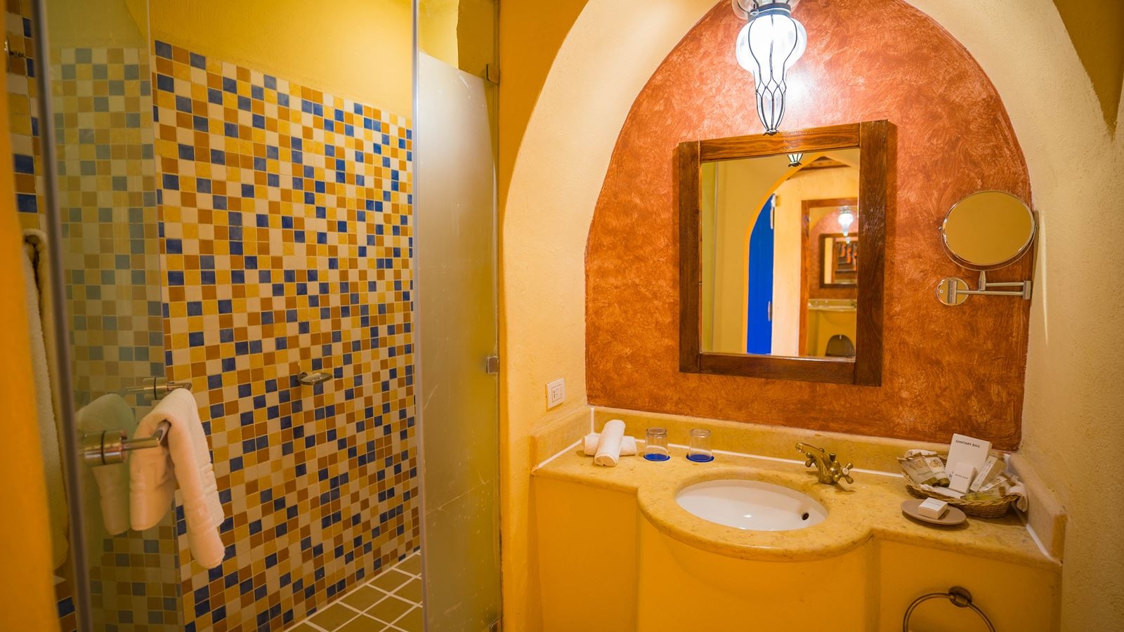 rooms-standard-room-marina-view