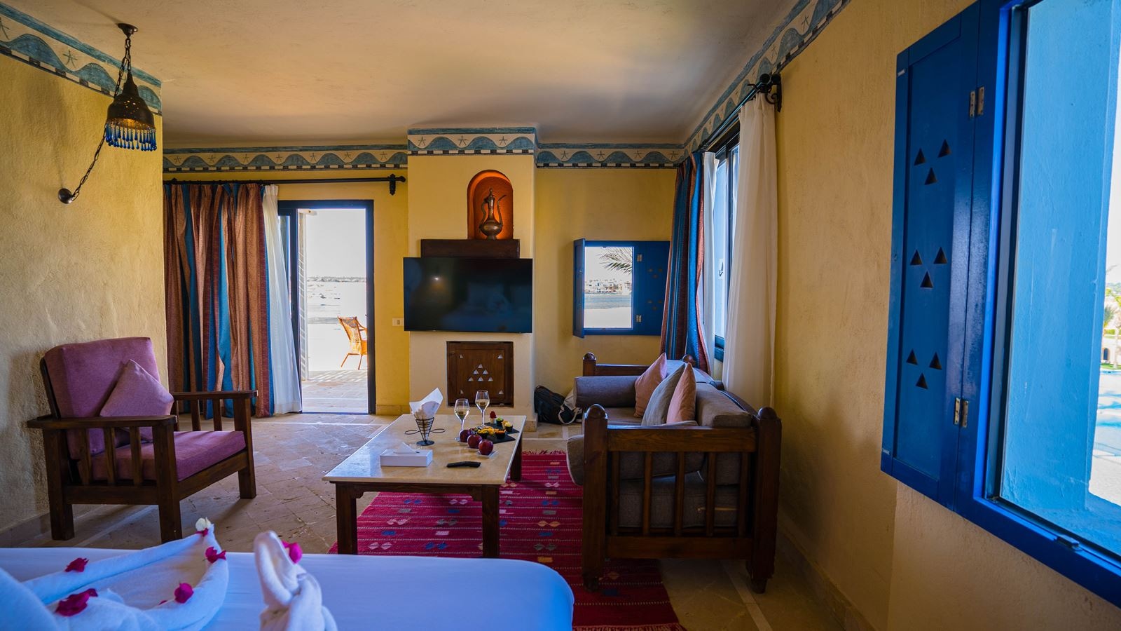 rooms-junior-suite-marina-view