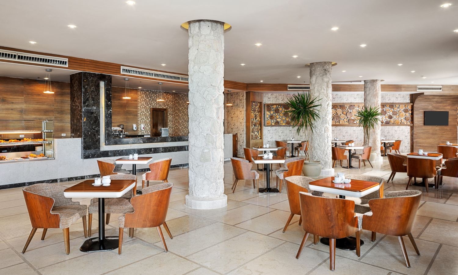 restaurants-columbus-cafe