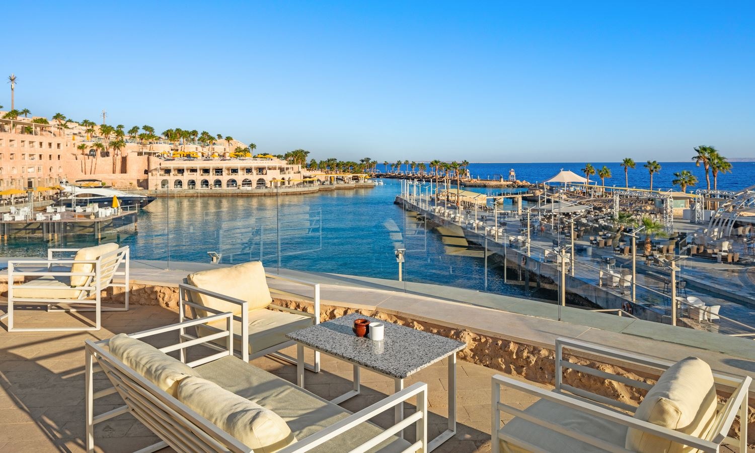 restaurants-columbus-cafe