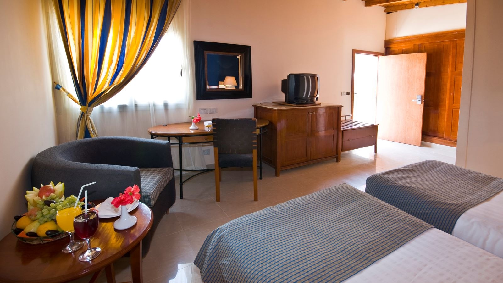 rooms-standard-garden-view-room