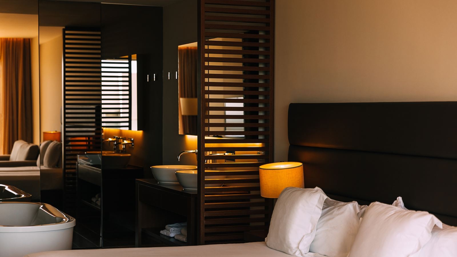 rooms-double-side-sea-view