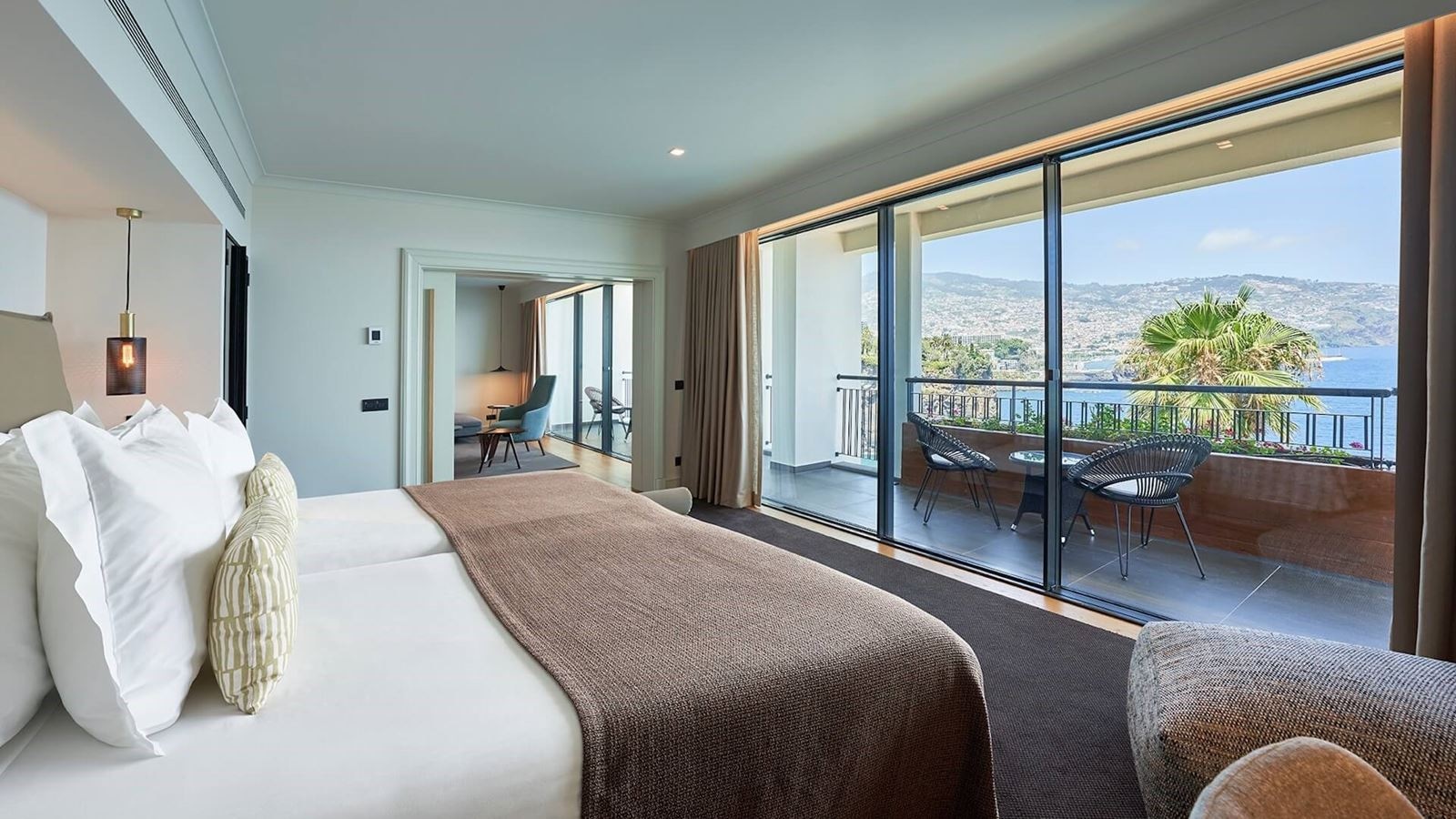 rooms-atlantic-suite