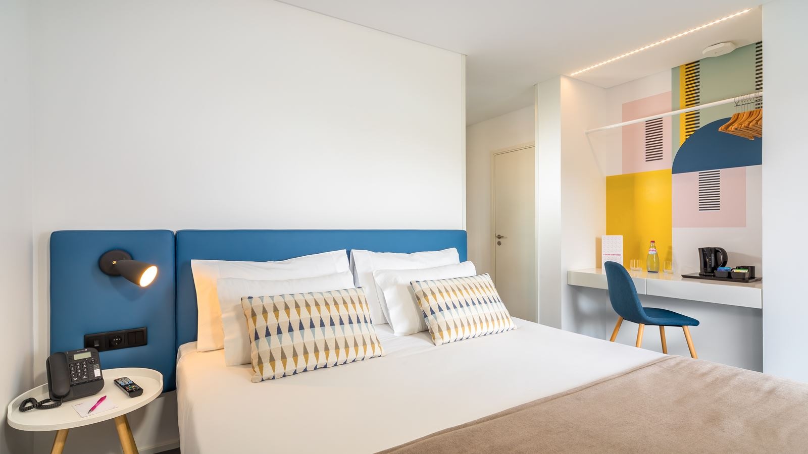 rooms-double-standard-room-balcony-or-terrace